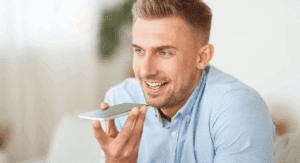 Transforma tu móvil en un asistente