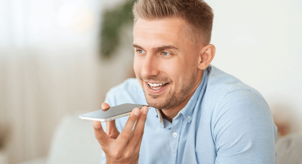 Transforma tu móvil en un asistente