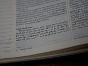 Versículos Bíblicos en Tu Pantalla de Bloqueo